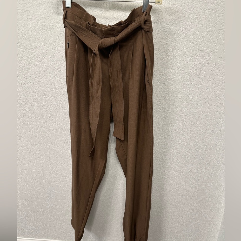 Athleta skyline brown plaid pants